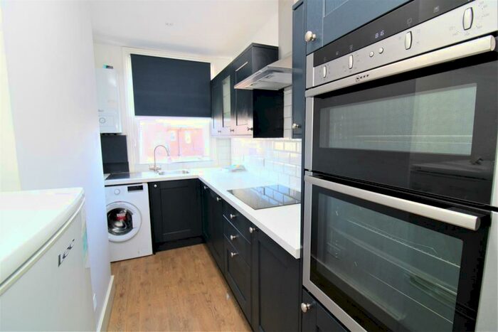 2 Bedroom Flat To Rent In Portland Road, Hove, BN3