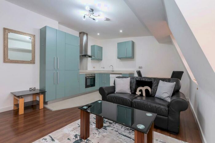 1 Bedroom Apartment To Rent In Kenyon Forge, Kenyon Street, B18