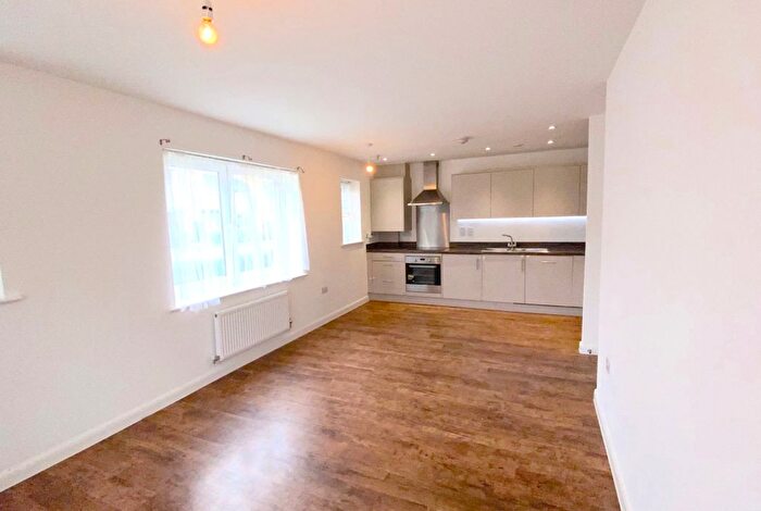 2 Bedroom Flat For Sale In Castleridge Drive, Greenhithe, DA9