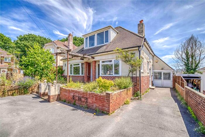 3 Bedroom Detached House For Sale In Verulam Road, Poole, Dorset, BH14