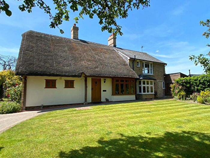 4 Bedroom Detached House For Sale In High Street, Fowlmere, SG8
