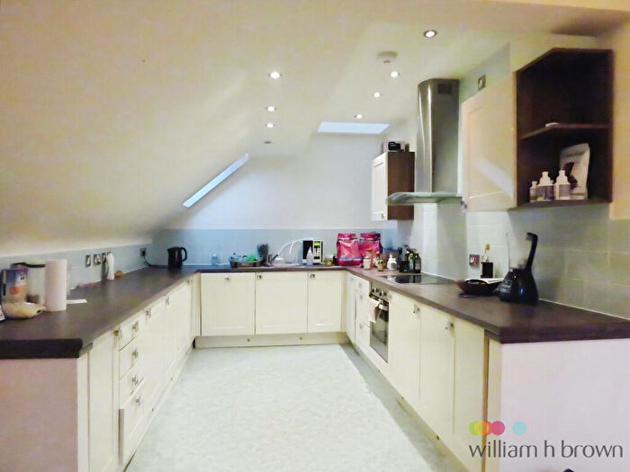3 Bedroom Apartment To Rent In Friars Mews, Friars Lane, LN2