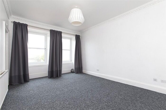 1 Bedroom Flat To Rent In Winton Place, Edinburgh, EH33
