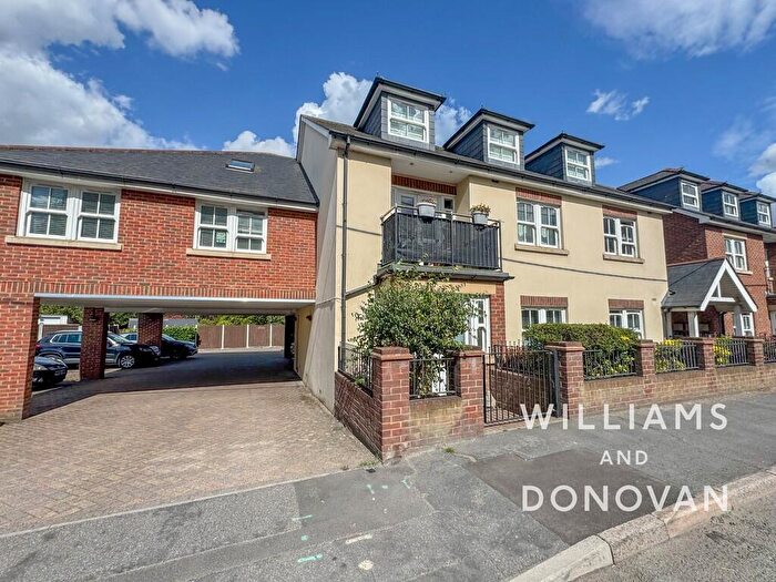 3 Bedroom Apartment For Sale In Folly Gate, Hockley, SS5