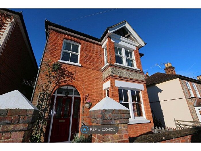 1 Bedroom Maisonette To Rent In High Path Road, Guildford, GU1