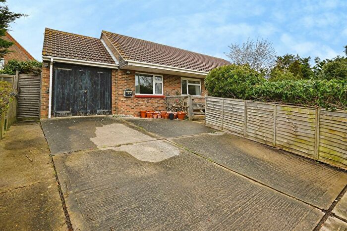 3 Bedroom Detached Bungalow For Sale In Knoll Way, Warden, Sheerness, ME12