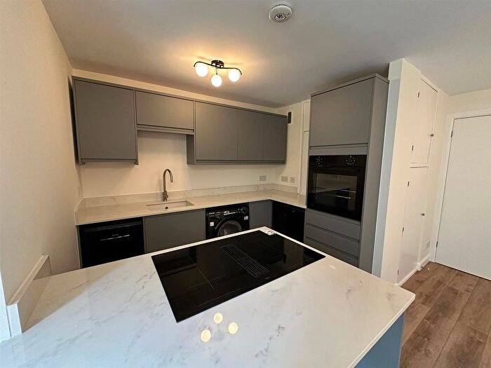 Studio To Rent In Butler Close, Woodstock Road, Oxford, OX2