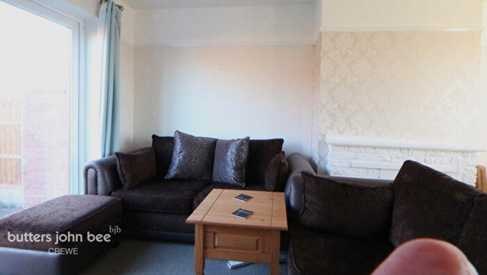3 Bedroom Semi-Detached House To Rent In Dunkirk Avenue, Cheshire, CW7