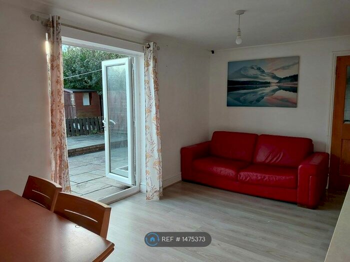 4 Bedroom End Of Terrace House To Rent In Filton Avenue, Bristol, BS34