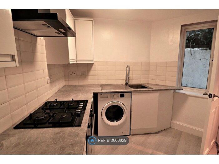 1 Bedroom Semi-Detached House To Rent In Ryecroft Road, London, SE13