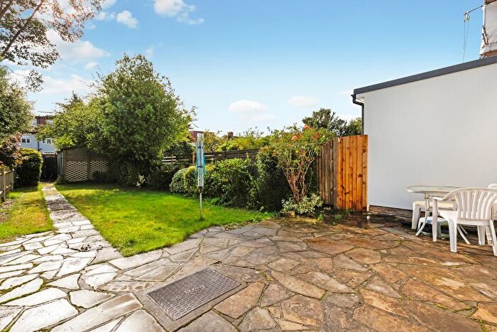 3 Bedroom Terraced House For Sale In Springfield Avenue, Merton Park, London, SW20
