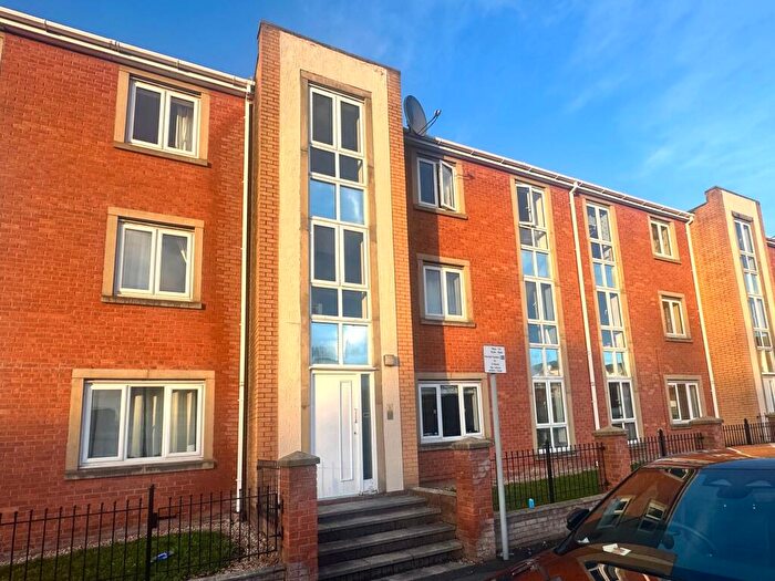 2 Bedroom Flat For Sale In Clayburn Street, Manchester, M15