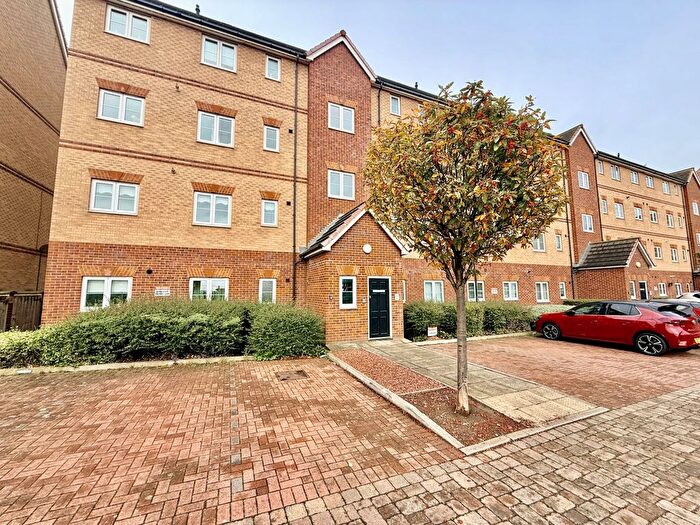 2 Bedroom Flat For Sale In Drake House Fleet Avenue, Hartlepool, County Durham, TS24