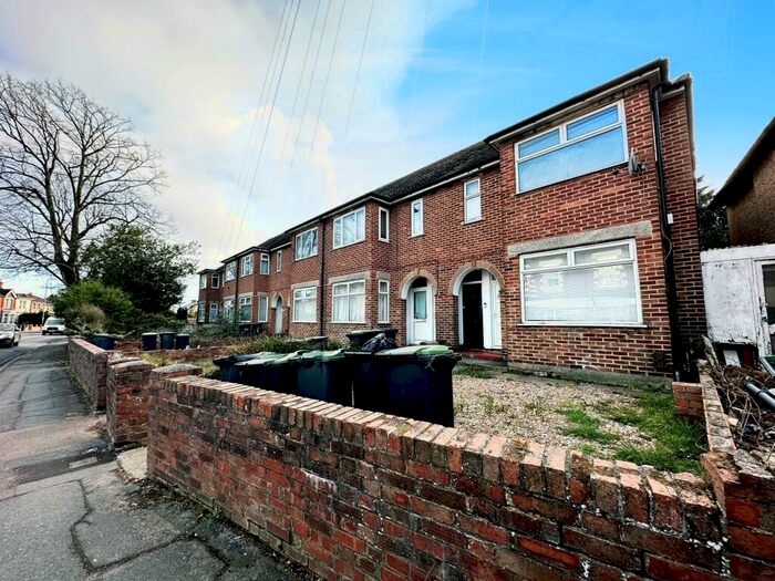 2 Bedroom Apartment To Rent In Brockhurst Road, Gosport, PO12