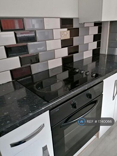 1 Bedroom Flat To Rent In Croft Road, Benfleet, SS7