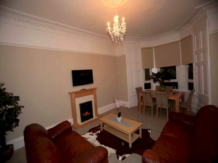 2 Bedroom Flat To Rent In Blackness Avenue, Dundee, DD2