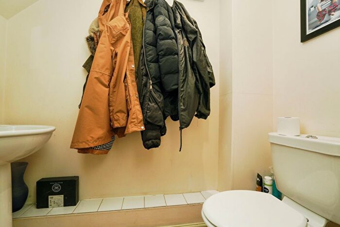 3 Bedroom End Of Terrace House For Sale In Evesham Road, Harvington, Worcestershire, WR11