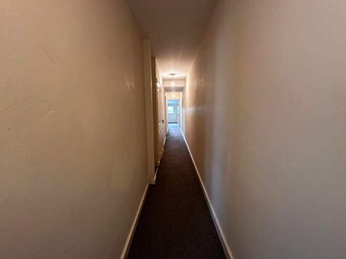 1 Bedroom Flat To Rent In Patrick Street, Grimsby, DN32