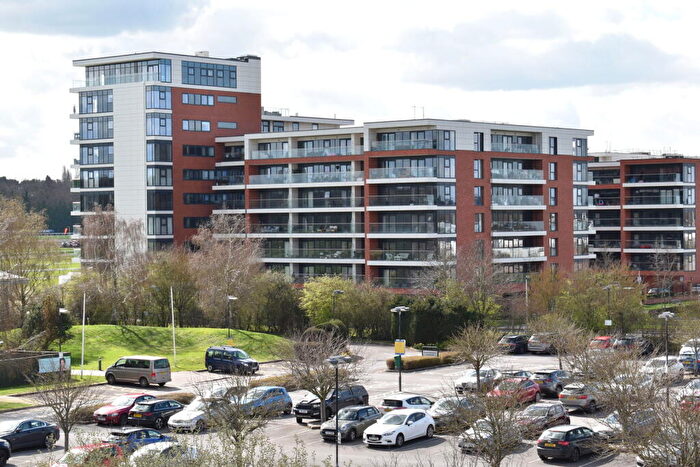 2 Bedroom Flat For Sale In Lockinge House, Kingman Way, Newbury, RG14