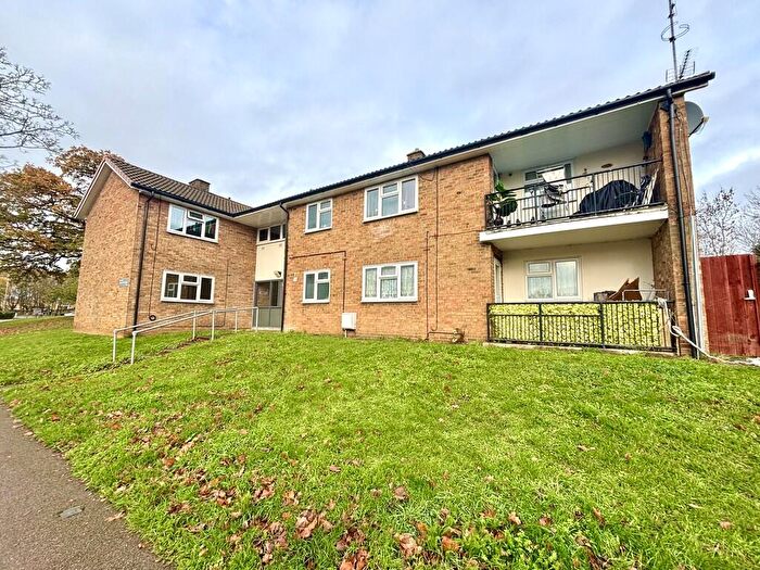 1 Bedroom Flat To Rent In Broadwater Crescent, Stevenage, SG2