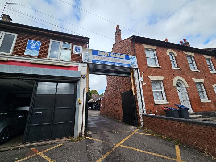 2 Bedroom Flat To Rent In B Church Vale, Handsworth, B20