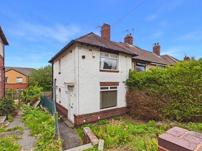 2 Bedroom House For Sale In Walden Road, Sheffield, S2