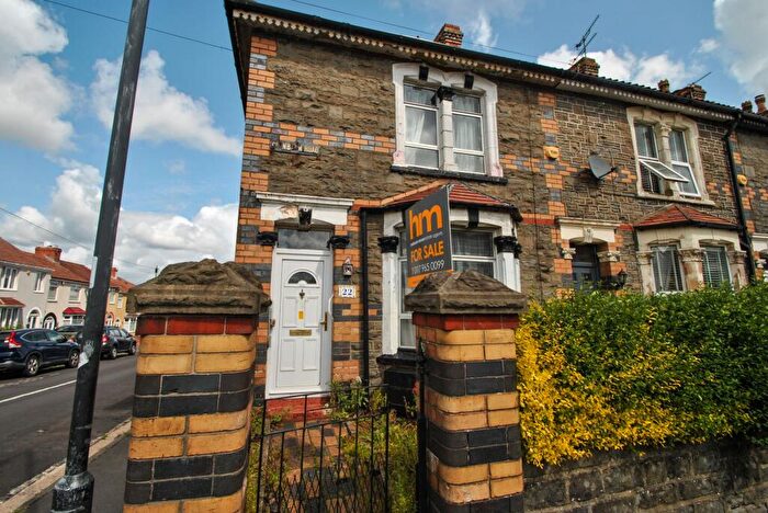 2 Bedroom End Of Terrace House For Sale In Glenburn Road, Bristol, BS15