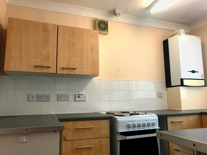 1 Bedroom Flat To Rent In Flatgate, Howden, Goole, DN14