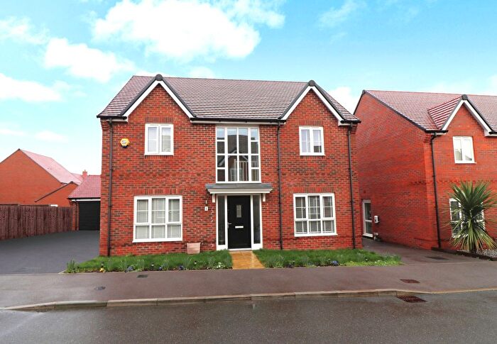 4 Bedroom Detached House For Sale In Troon Road, Botley, SO32
