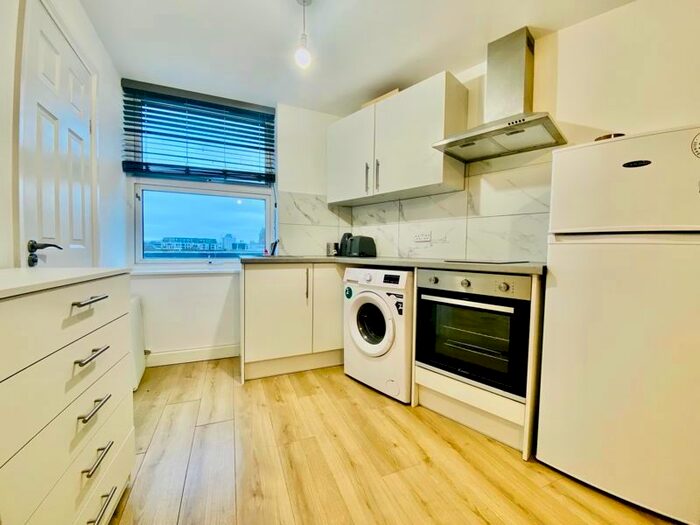 1 Bedroom Flat To Rent In Stoke Newington Road, London, N16
