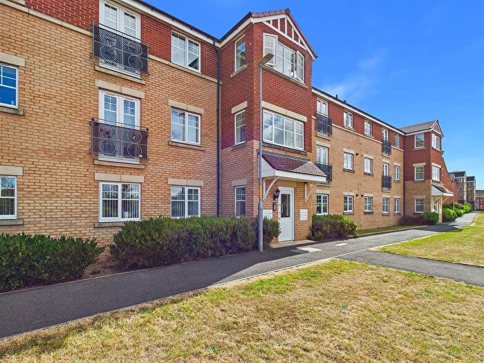 2 Bedroom Flat For Sale In Longleat Walk, Ingleby Barwick, TS17