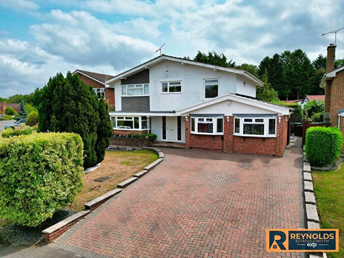 4 Bedroom Detached House For Sale In Conifer Drive, Culverstone, Meopham, Kent, DA13