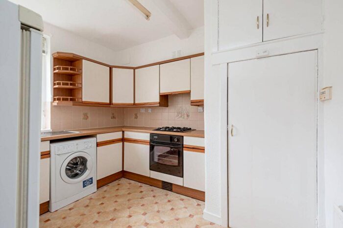 1 Bedroom Flat For Sale In / Clearburn Road, Prestonfield, Edinburgh, EH16