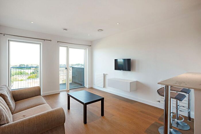 1 Bedroom Flat For Sale In Maud Street, London, E16