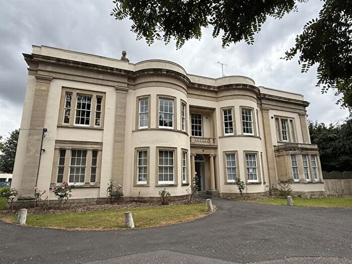 1 Bedroom Flat To Rent In Cleevewood House, Downend, BS16