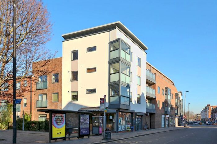 1 Bedroom Flat To Rent In West Green Road, N15