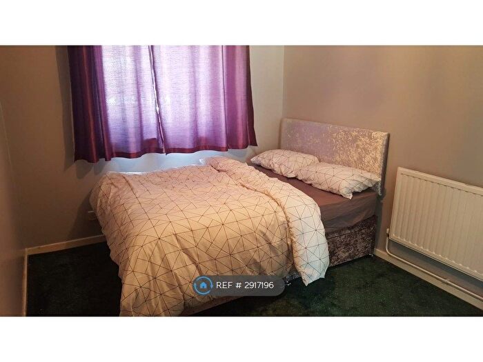 3 Bedroom Terraced House To Rent In Maydells, Basildon, SS13
