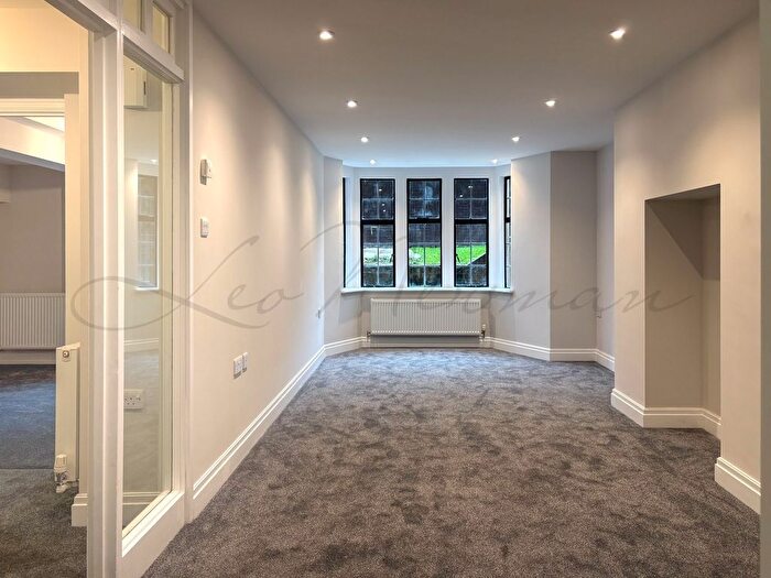 1 Bedroom Flat To Rent In Meadway Court, Hampstead Garden Suburbs, NW11