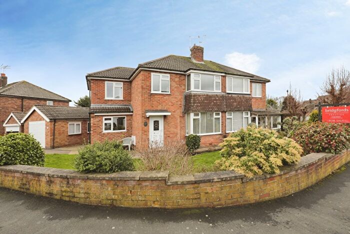 4 Bedroom Semi Detached House For Sale In Castle Close, Killinghall, Harrogate, North Yorkshire, HG3