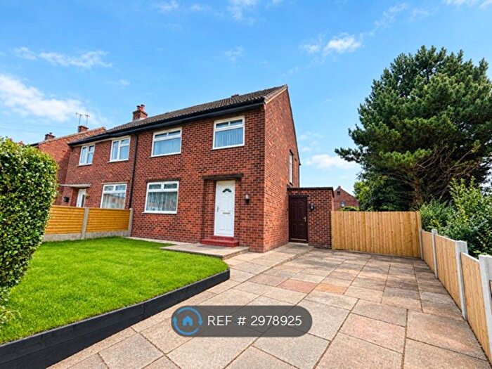 3 Bedroom Semi-Detached House To Rent In Tully Avenue, Newton-Le-Willows, WA12