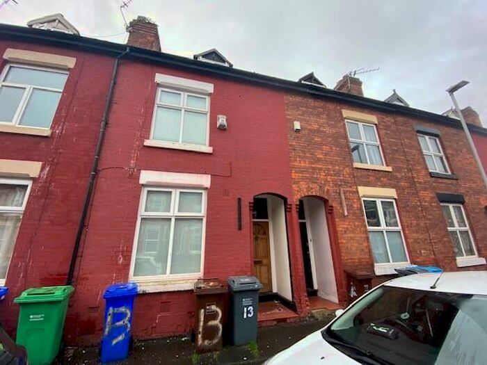 4 Bedroom Private Hall To Rent In Rippingham Road, Withington, M20