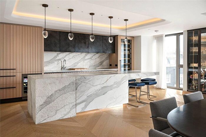 1 Bedroom Flat To Rent In Stanhope Gate, Mayfair, London, W1K