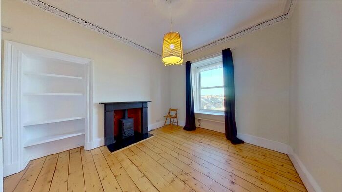 2 Bedroom Flat To Rent In Marlborough Street, Edinburgh, EH15