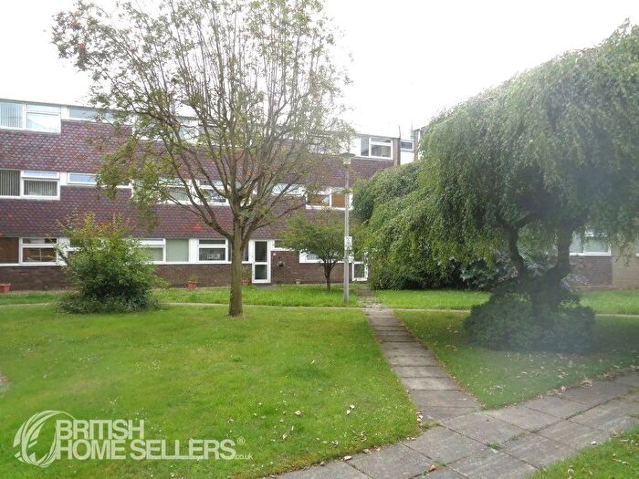 1 Bedroom Flat For Sale In St. Marys Mount, Cottingham, East Riding Of Yorkshi, HU16