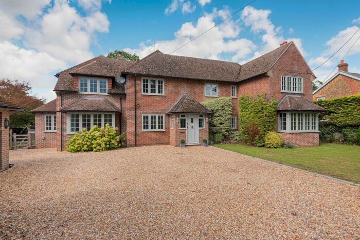 5 Bedroom Detached House To Rent In Thursley Road, Elstead, Godalming, Surrey, GU8