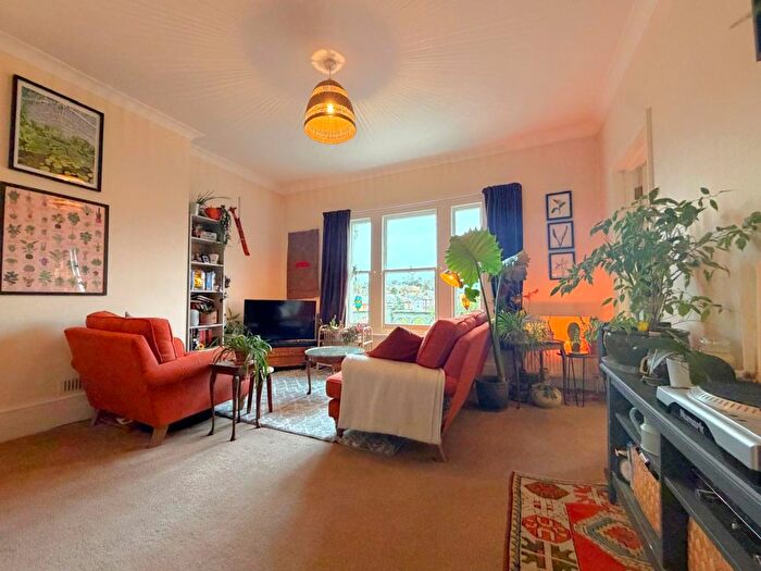 2 Bedroom Flat To Rent In Worple Road, Wimbledon, SW20