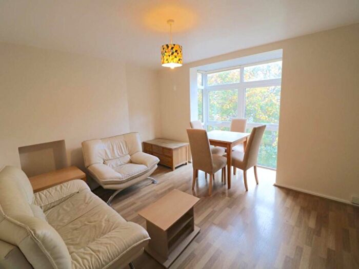 2 Bedroom Apartment To Rent In East Road, Amblecote House East Road, CB1