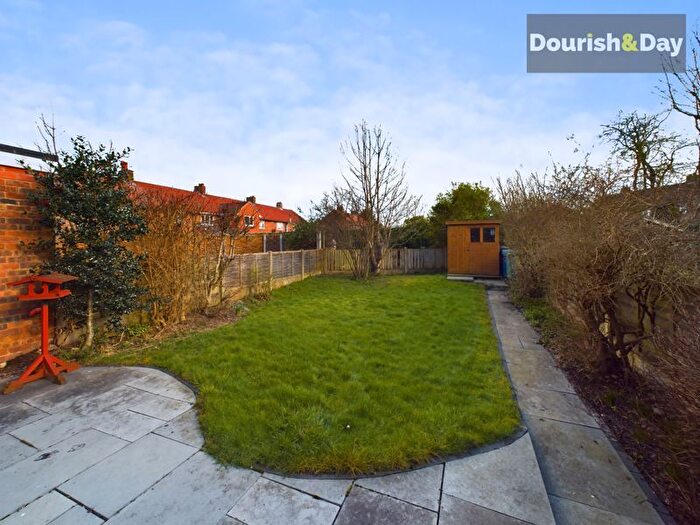 3 Bedroom Terraced House For Sale In John Amery Drive, Burton Manor, Stafford, ST17