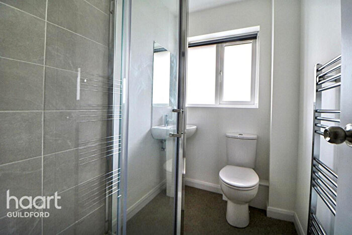 1 Bedroom End Of Terrace House For Sale In Woodger Close, Guildford, GU4