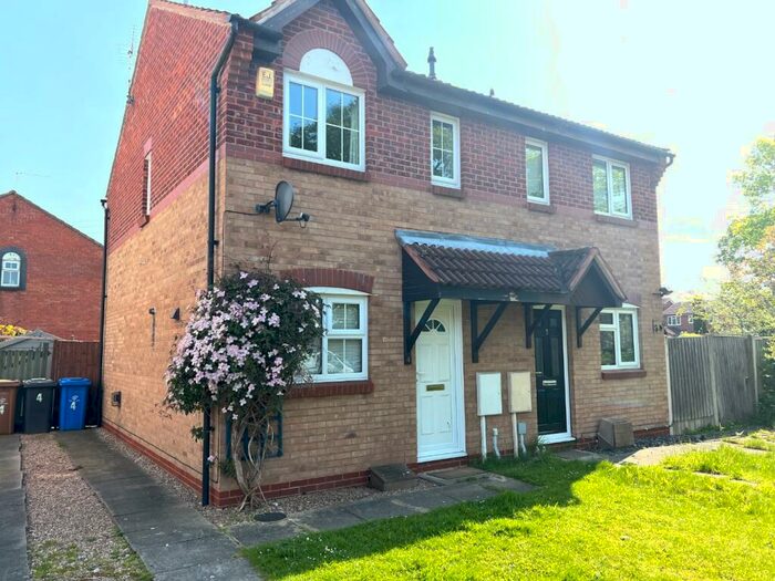 2 Bedroom Semi-Detached House To Rent In Hedgebank Court, Oakwood, Derby, Derbyshire, DE21